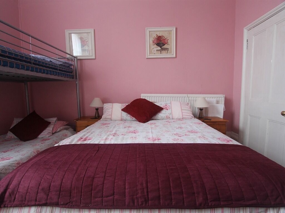 Spring Garden Guest House 10/50