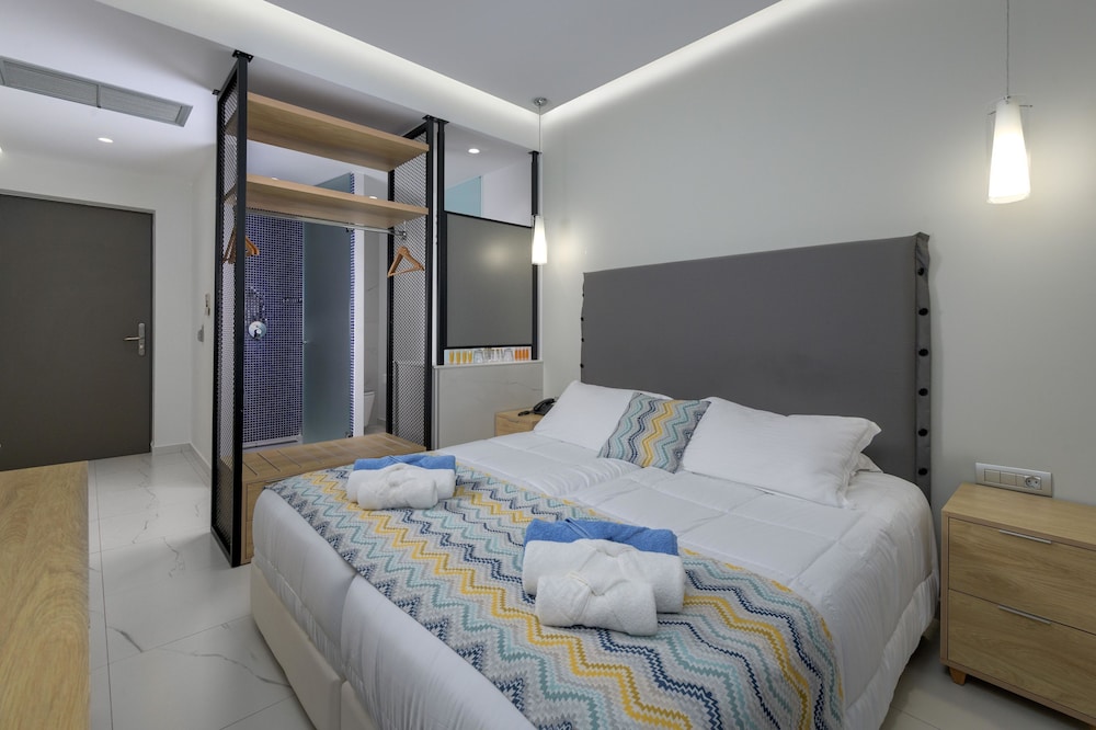 SUPERIOR, 3 BEDS, GARDEN VIEW
