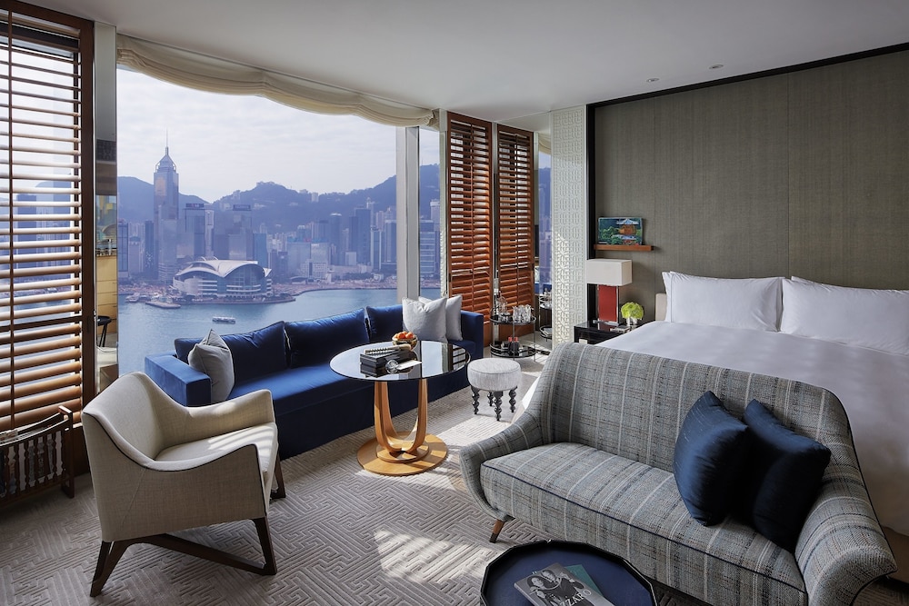 Rosewood Hong Kong 43/85