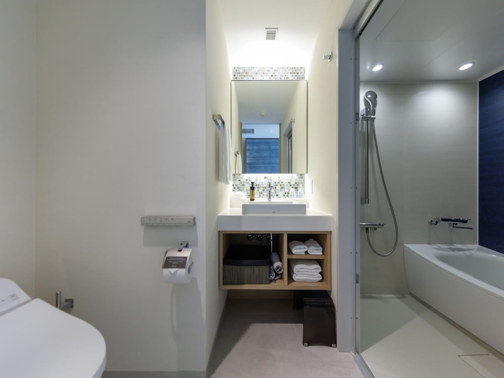 JR KYUSHU HOTEL BLOSSOM NAHA 49/50