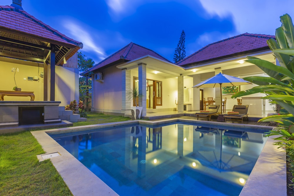 Kubal Villa 7/64
