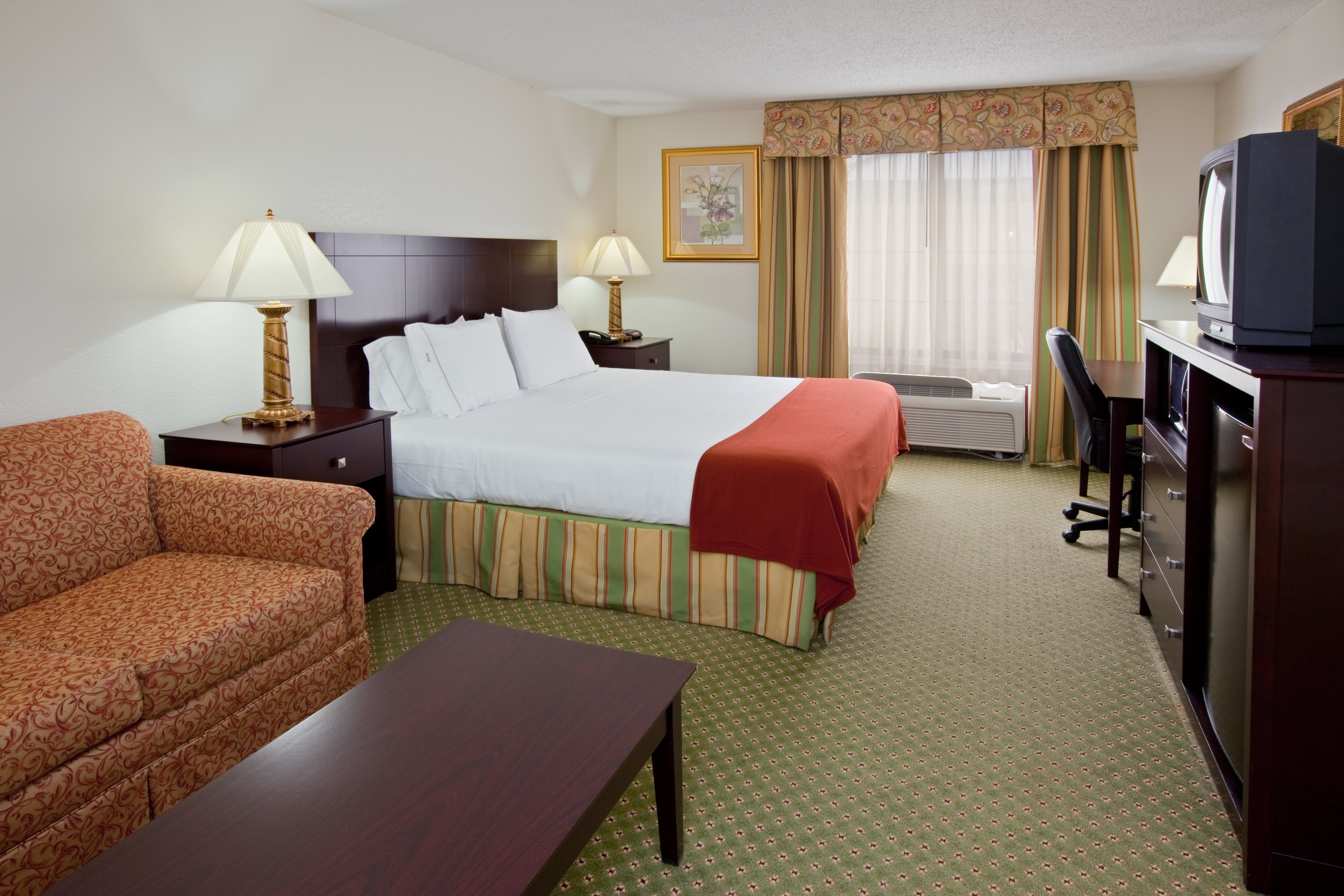 Holiday Inn Express Washington 24/45