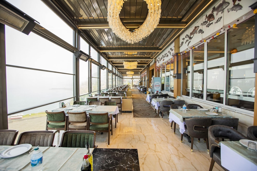 Fevzi Hoca Butik Hotel 38/47