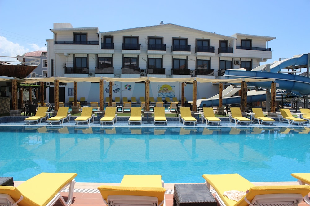 Atas Aqua Otel Avsa 2/51