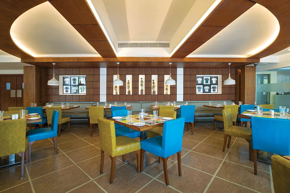 Lemon Tree Hotel Alwar 18/24