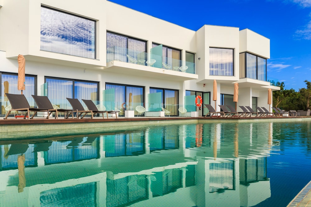 Enigma Nature Water Hotel 2/67