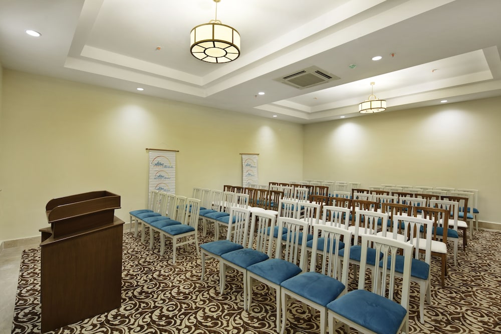 Alba Resort Hotel 37/50