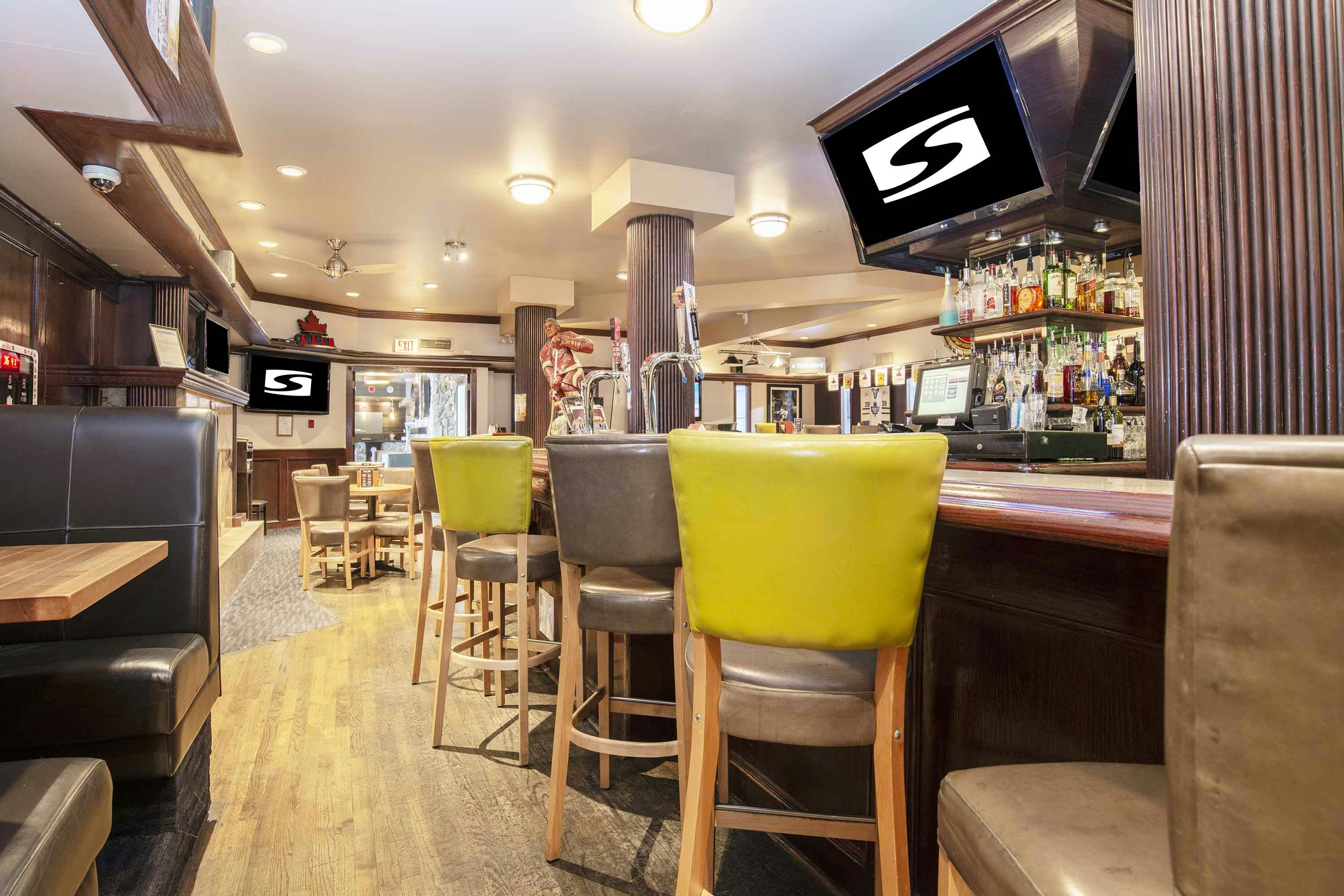 Sandman Hotel Kelowna 44/50