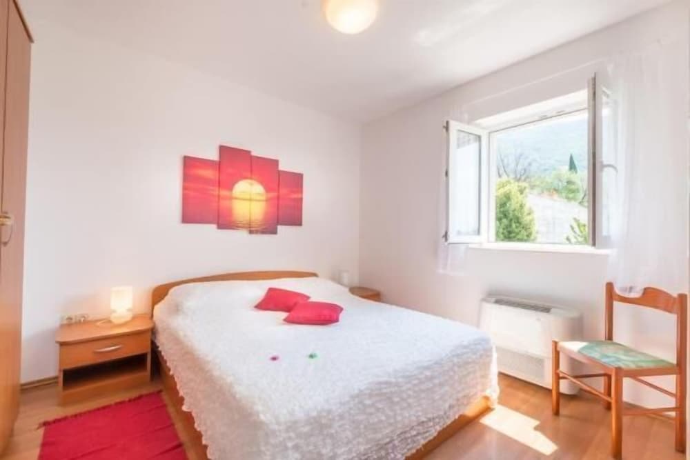Super, Panorama, Villa, Apartment, Queen Bed, Sofa