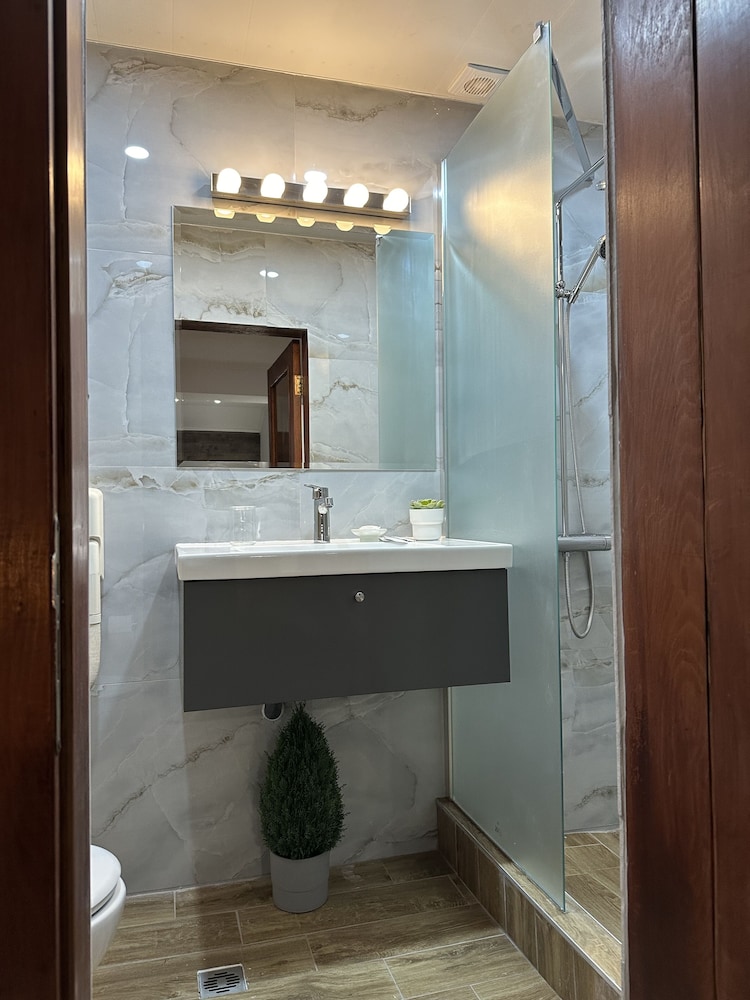 Art Hotel 49/50