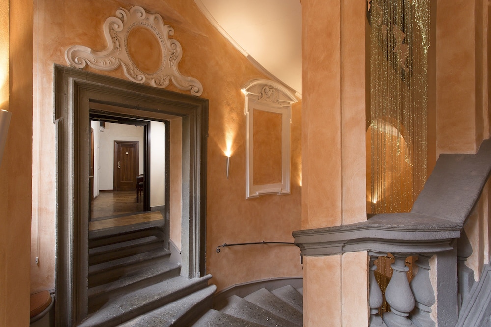 Hotel Teatro Pace 30/50