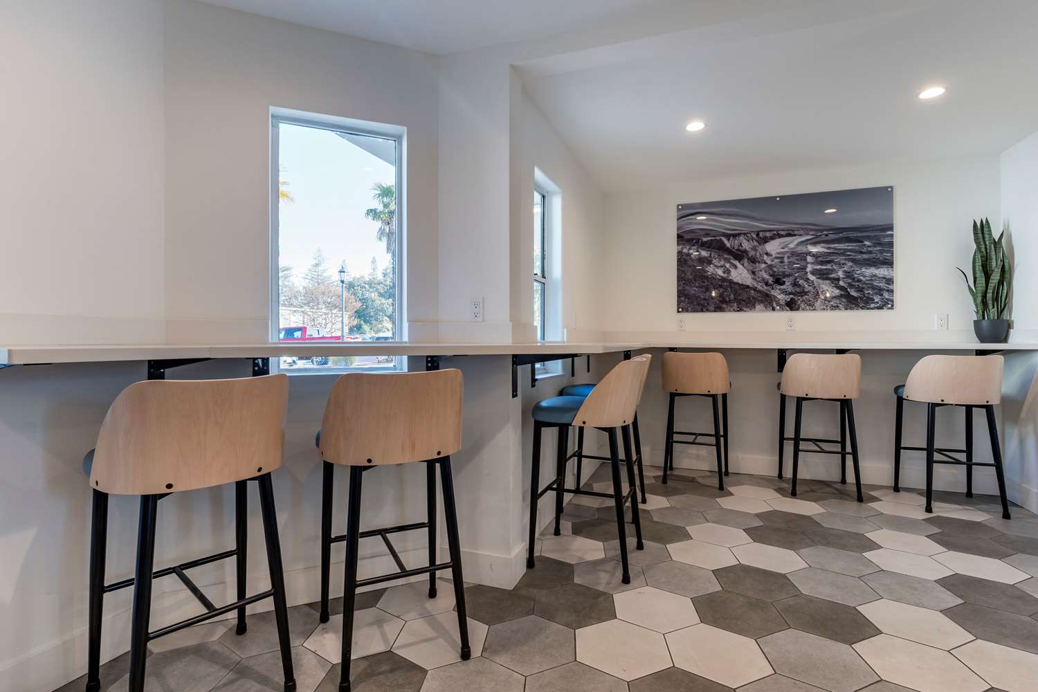 Best Western Plus Executive Suites 13/19
