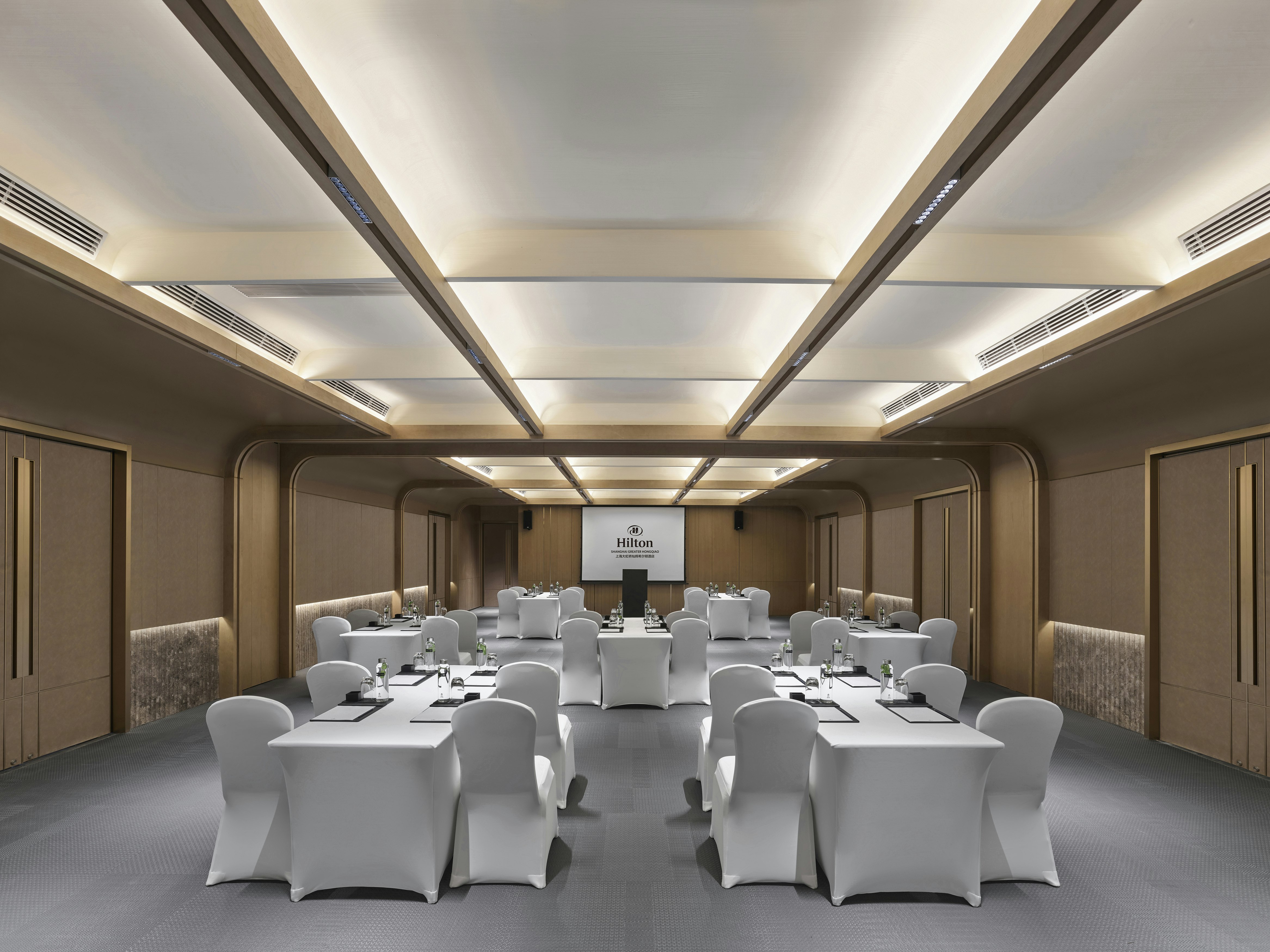 Hilton Shanghai Greater Hongqiao 26/30