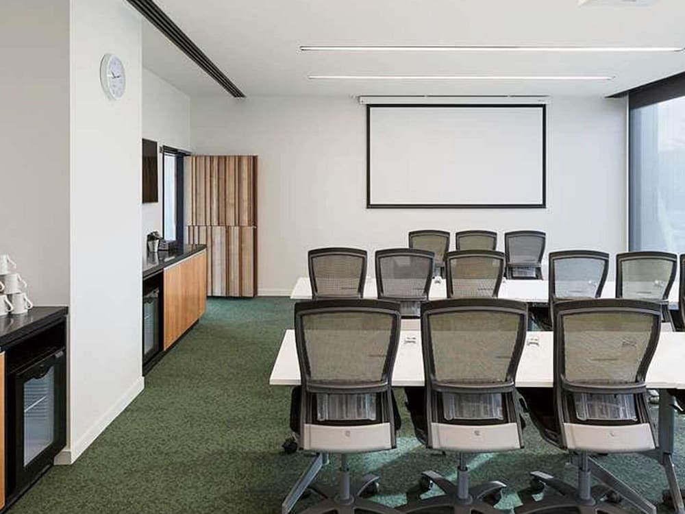 Novotel Auckland Airport 65/72