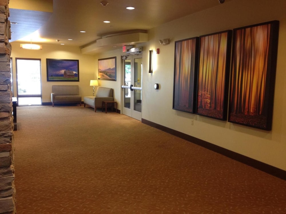 Ledgestone Hotel Billings 67/69