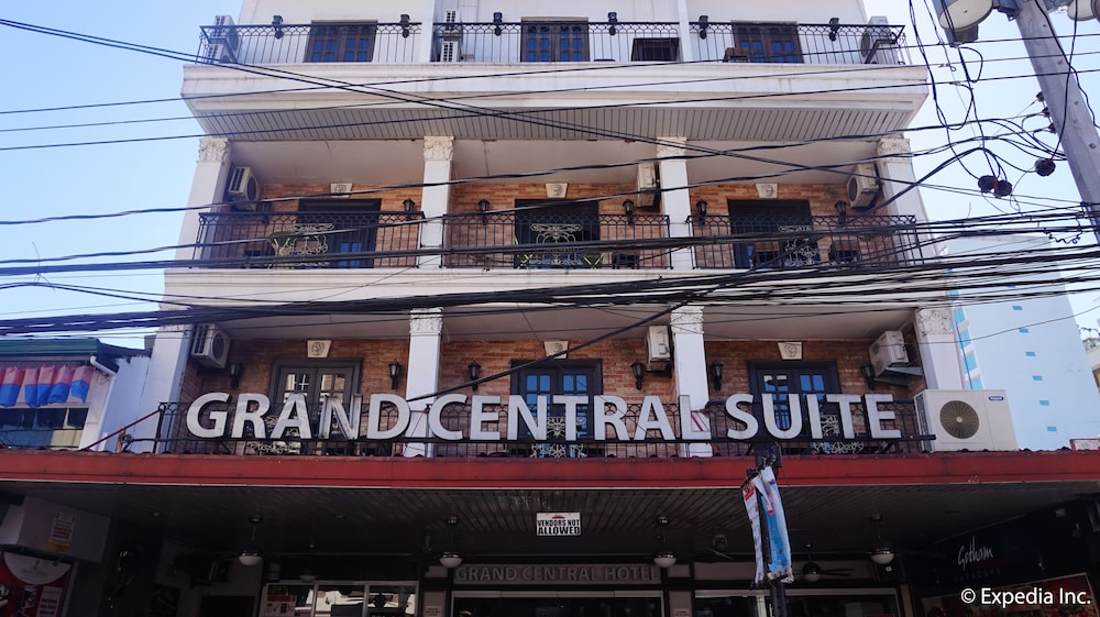 Grand Central Hotel 1/36