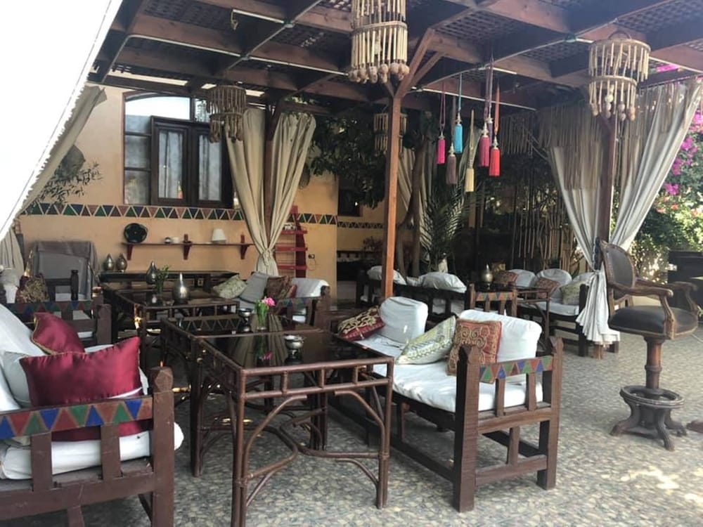 Nile Compound Hotel 33/50