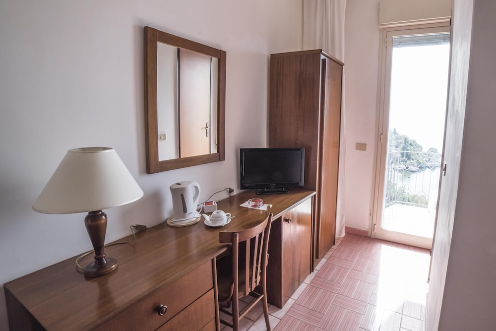 Hotel Isola Bella 23/36