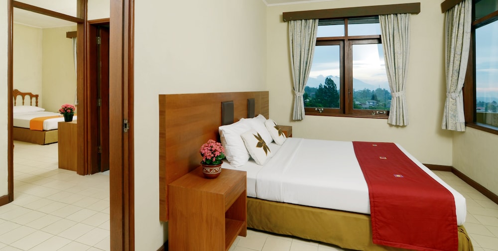 The Jayakarta Inn & Villas Cisarua 7/33
