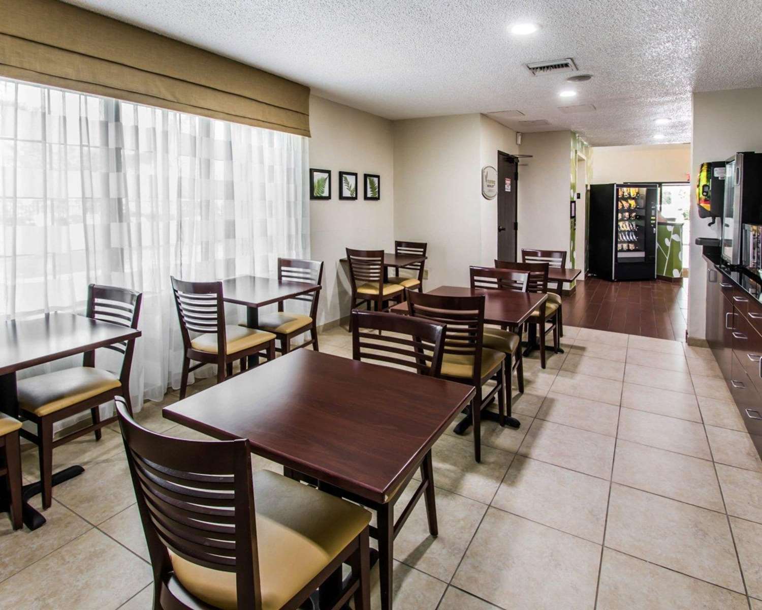 Sleep Inn Fort Pierce I-95 27/33
