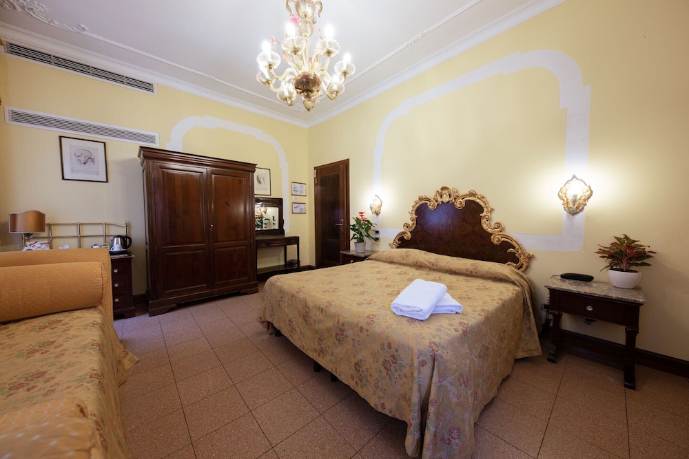 San Moise Hotel 31/70