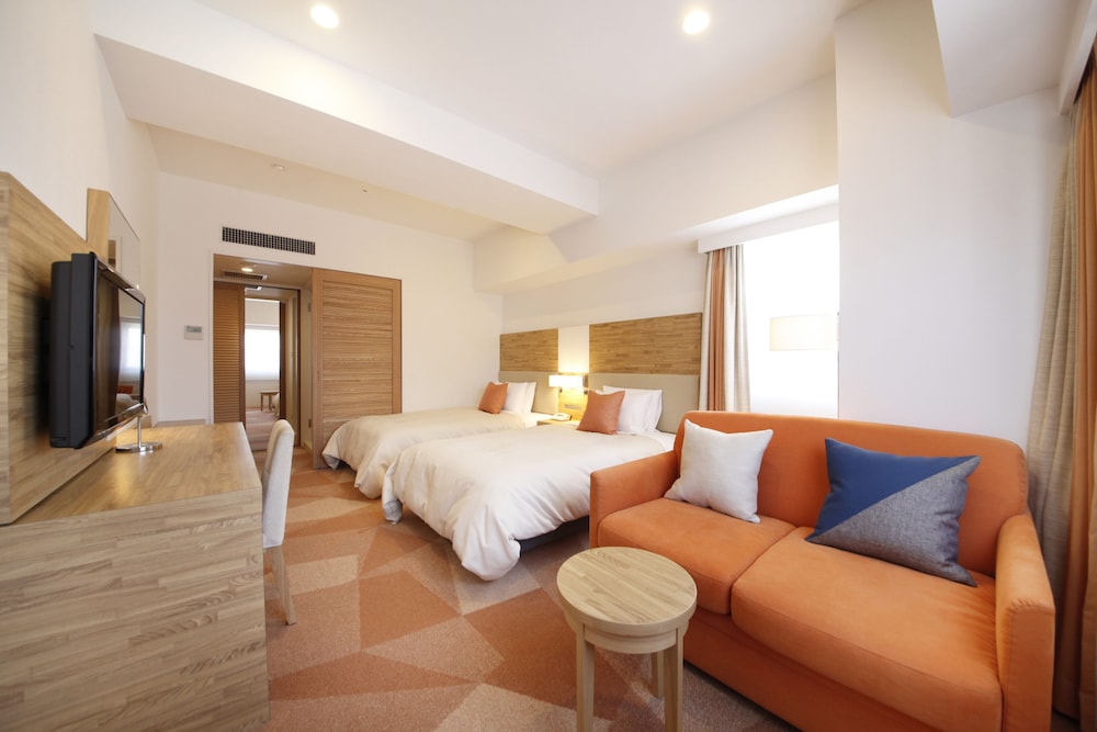 Sotetsu Fresa Inn Nagano-Zenkojiguchi (ex. Sunroute Nagano Hotel) 24/65