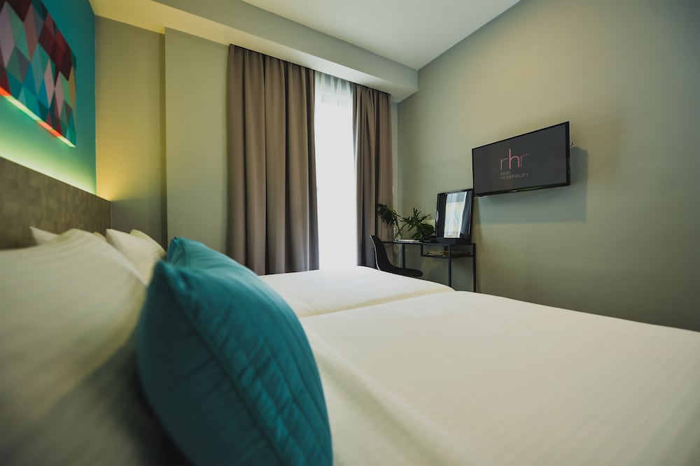 OYO Townhouse, Selayang formerly RHR Hotel 27/48
