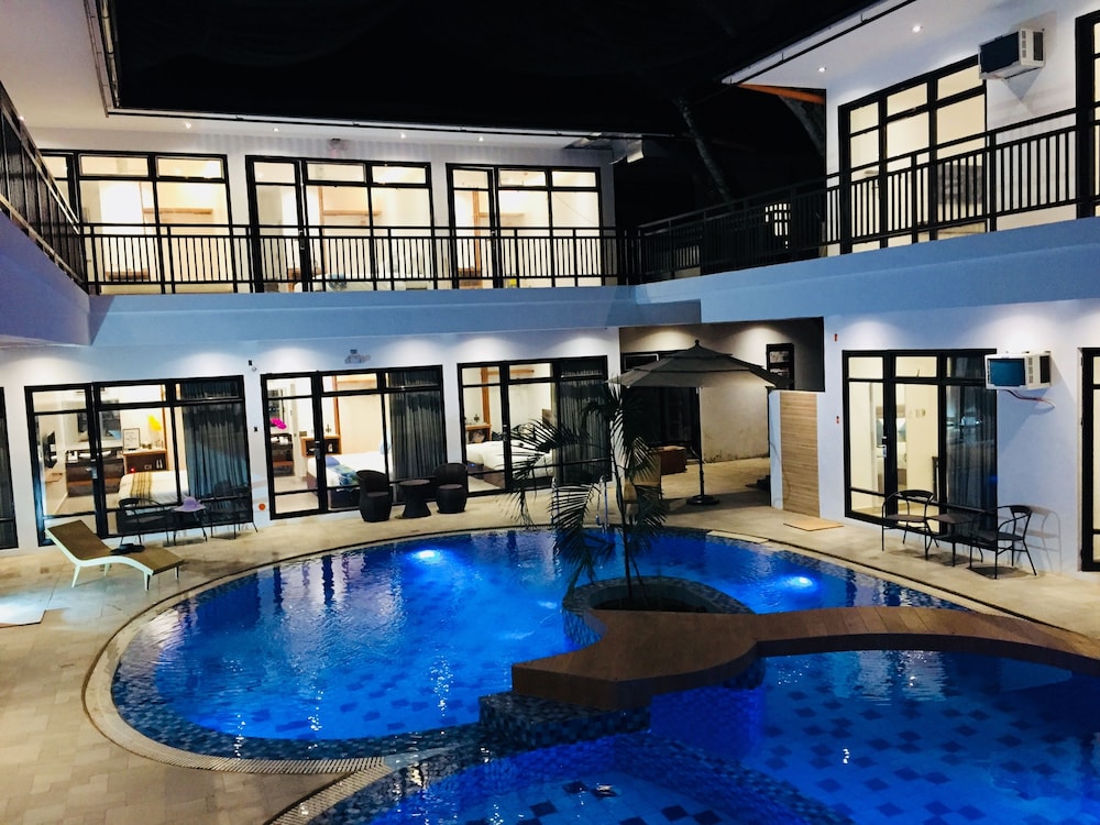 White Breeze Palawan Boutique Hotel 44/69