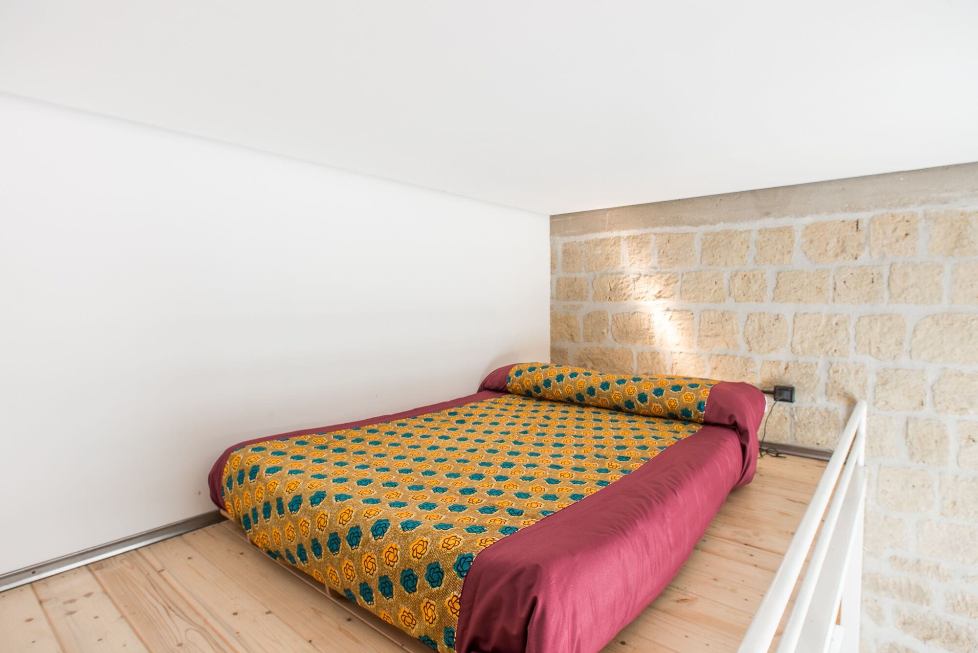STANDARD, DOUBLE BED
