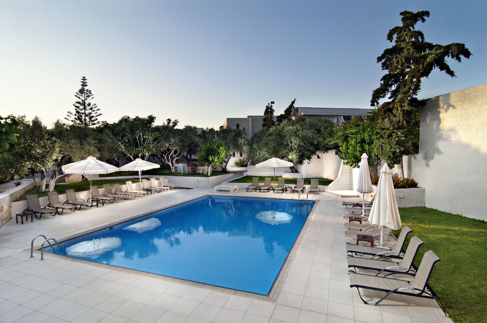 Ourania Apartments in HERSONISSOS