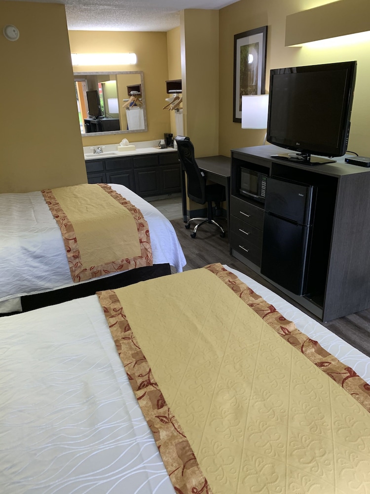 Baymont by Wyndham Selma 16/44