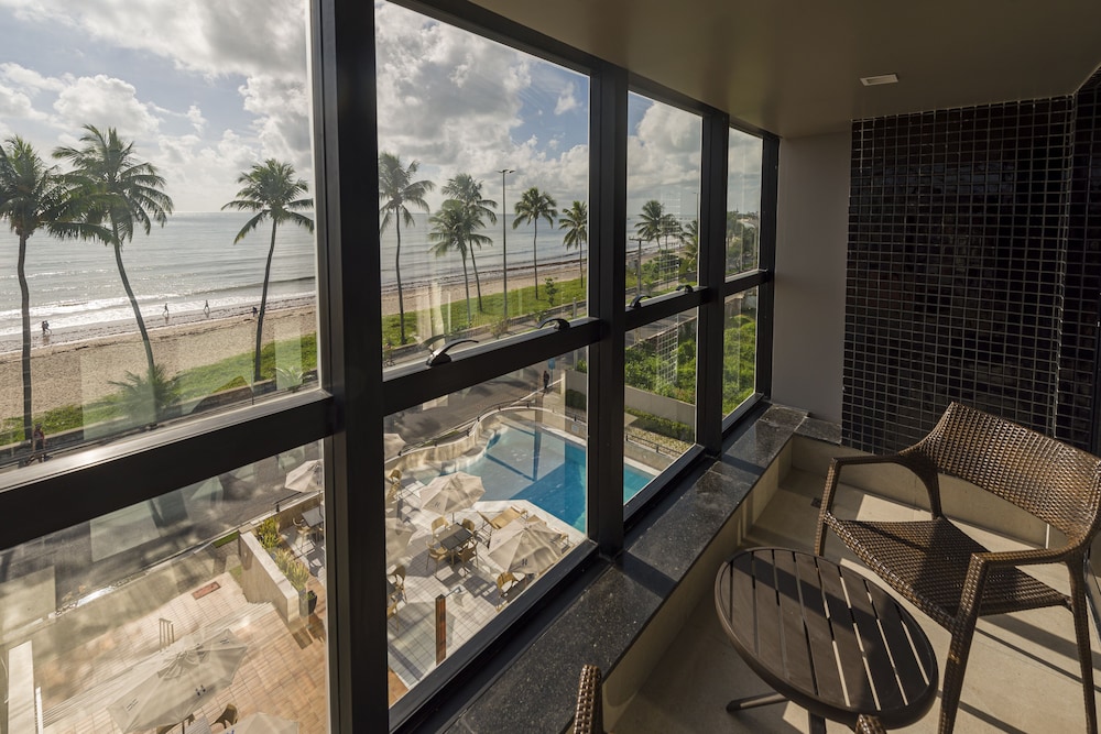 swimming pool spa
