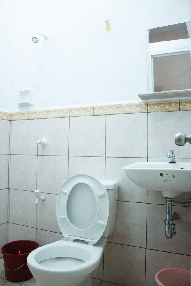 Gv Hotel Borongan 25/26