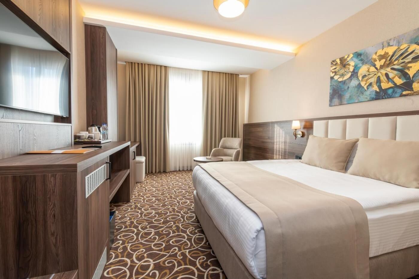 Park Dedeman Mersin Marina 12/50