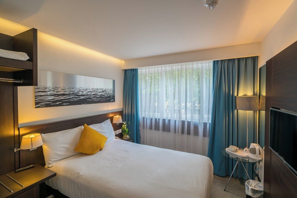 Pelican London Hotel And Residence 17/37