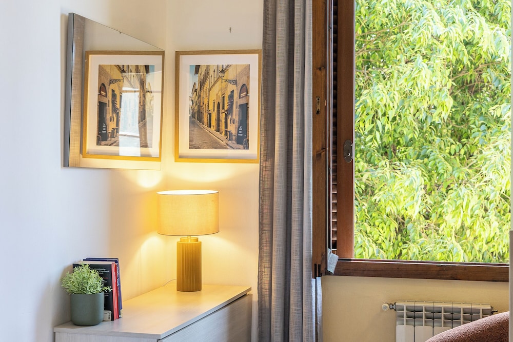 Rental In Rome Rosselli Palace Deluxe 4 Apartment 23/49