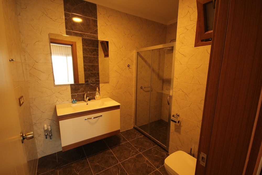Alptekin Butik Hotel 21/23