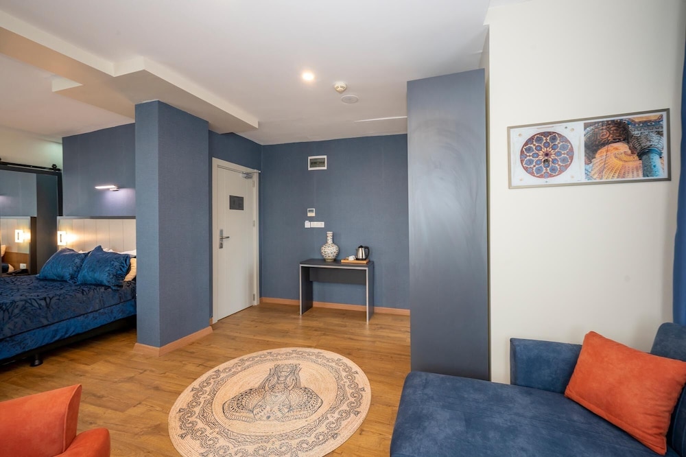 Juno Taksim Hotel 45/75