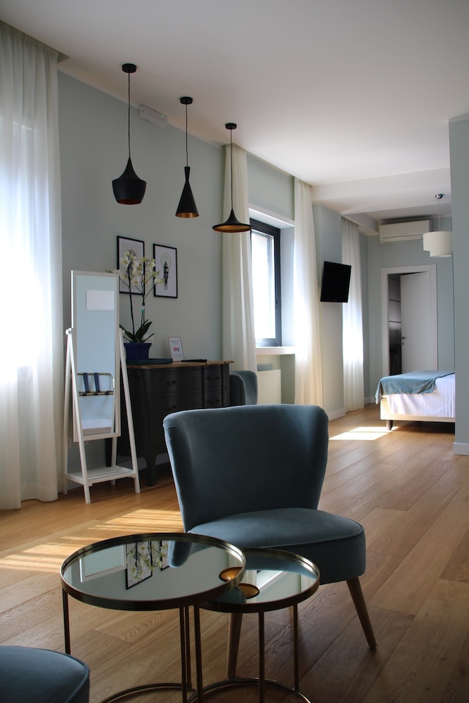 Fenix Hotel 59/69