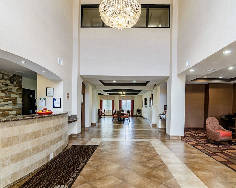 Comfort Inn & Suites Lawrence - University Area 15/49