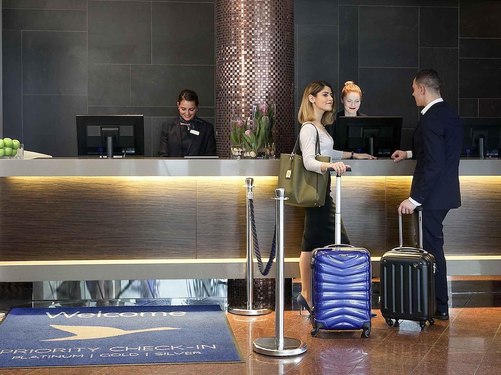NOVOTEL SYDNEY PARRAMATTA 8/70
