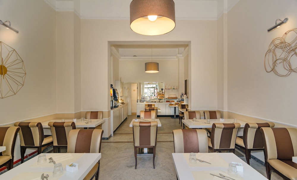 Hotel La Pace 25/37