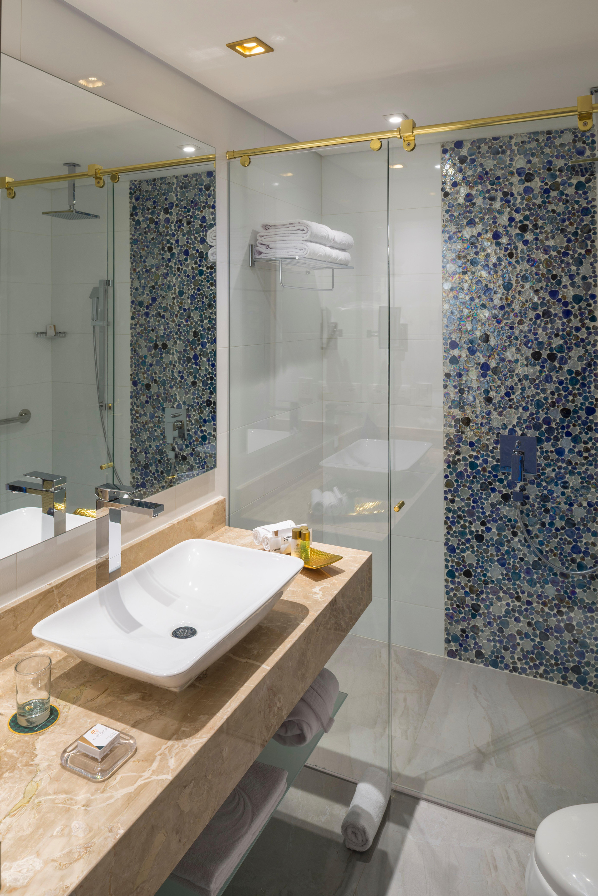 غرفة تنفيذية بسرير مزدوج، Hotel El Dorado Bogota 3/4