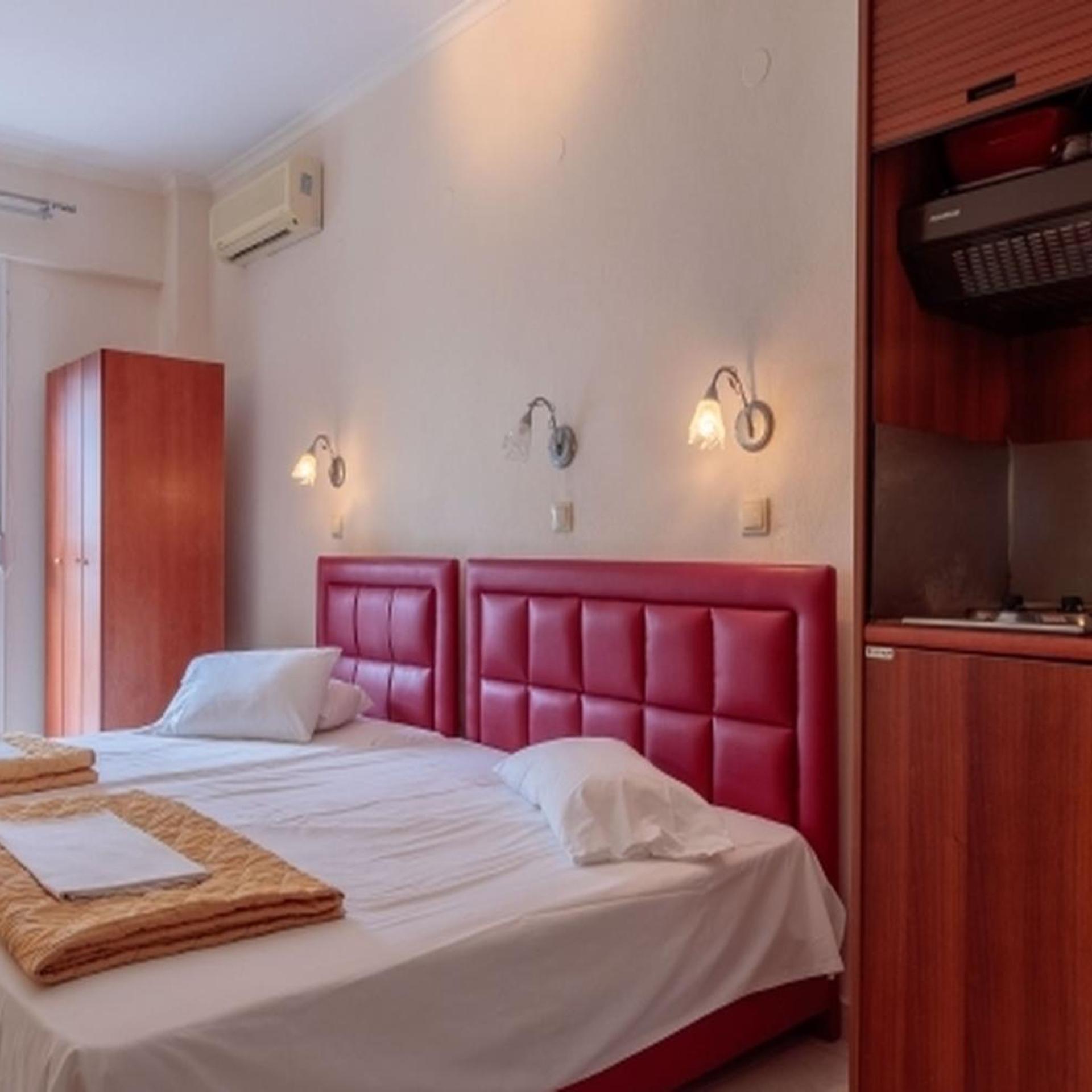 Christina Hotel 31/50