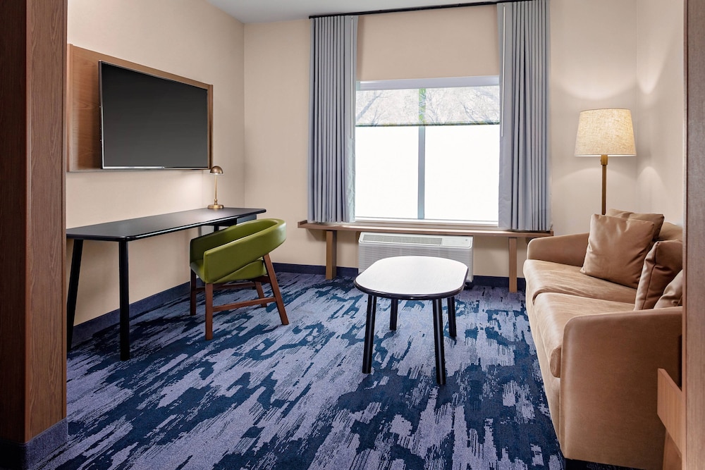 Fairfield Inn Suites Port Clinton Waterfront 21/32