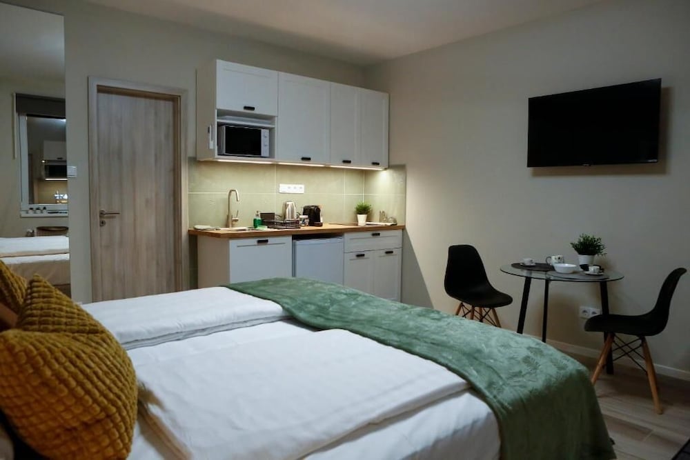 Agape Apartments 20/68