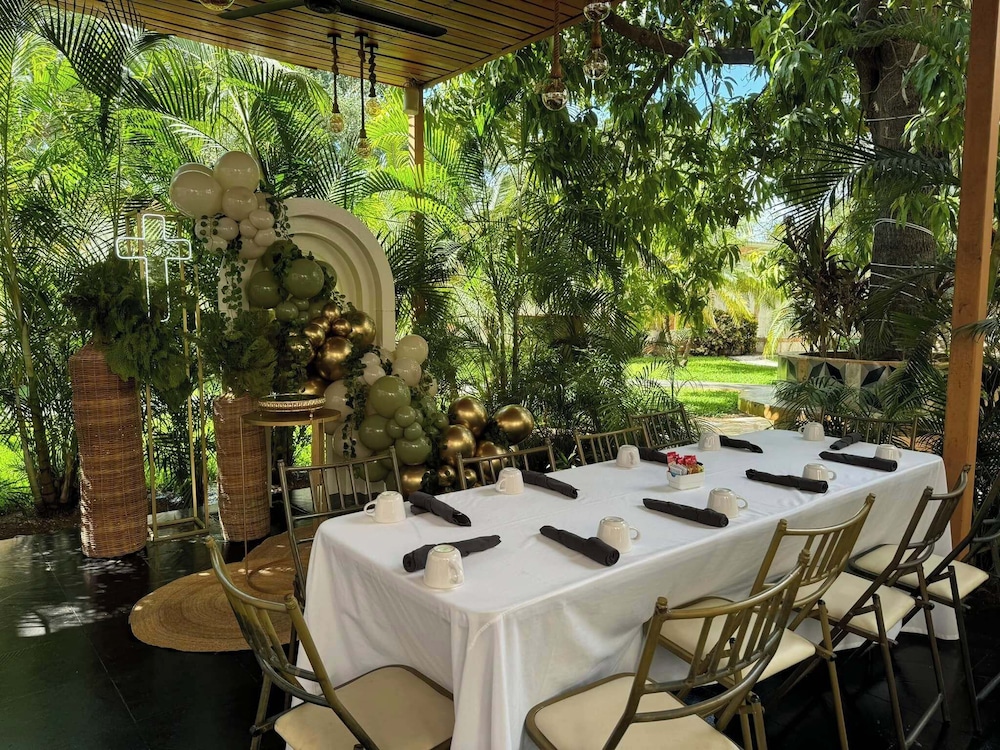 Hotel Palacio Maya 67/83