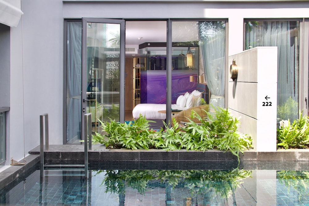 Hotel Indigo Phuket Patong 7/84