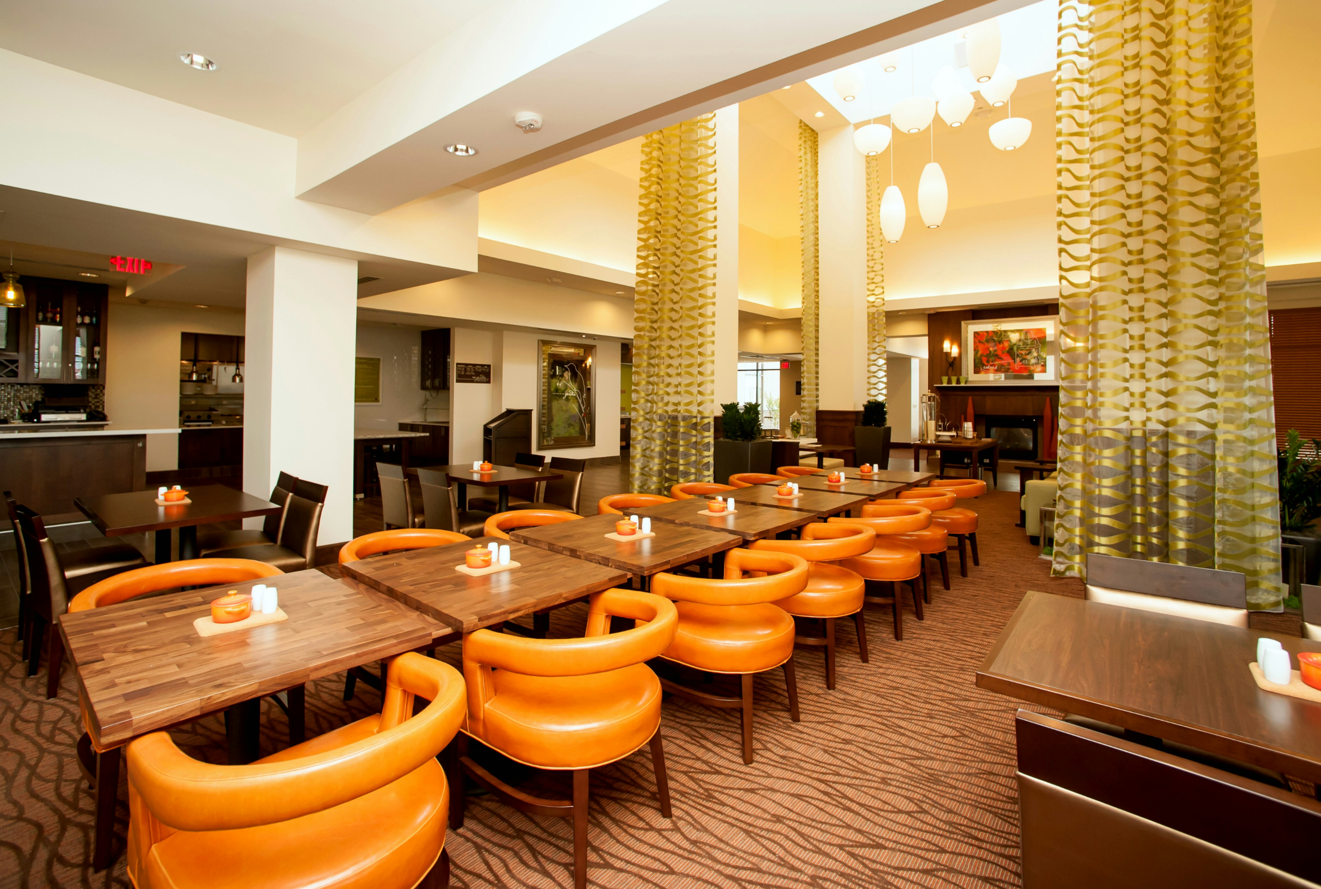 HILTON GARDEN INN SAN ANTONIO-LIVE OAK CONFERENCE CENTER 56/76