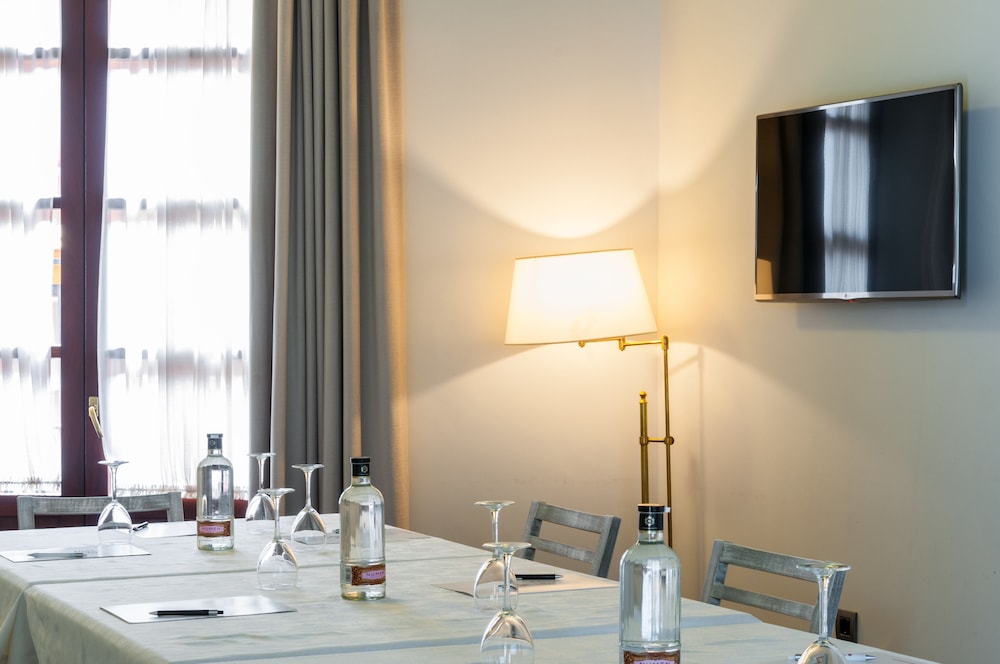 Hotel Boutique Palacio Pinello 64/73